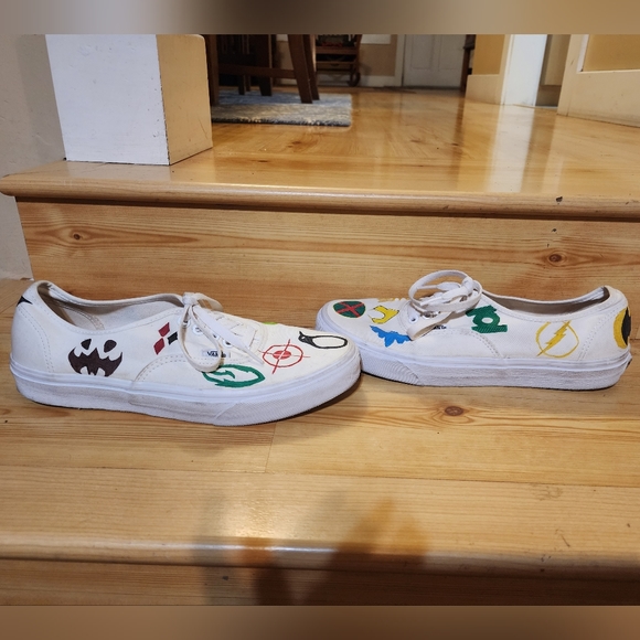 VANS Men's DC Comics Sneakers 👟 - Picture 5 of 14